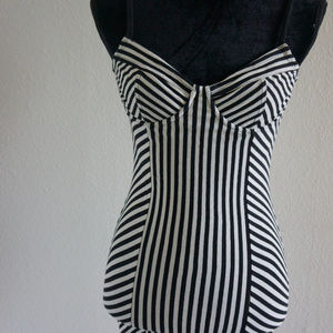 Forever 21 sexy bodycon striped M